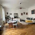 Pigalle Luxury Flat Love
